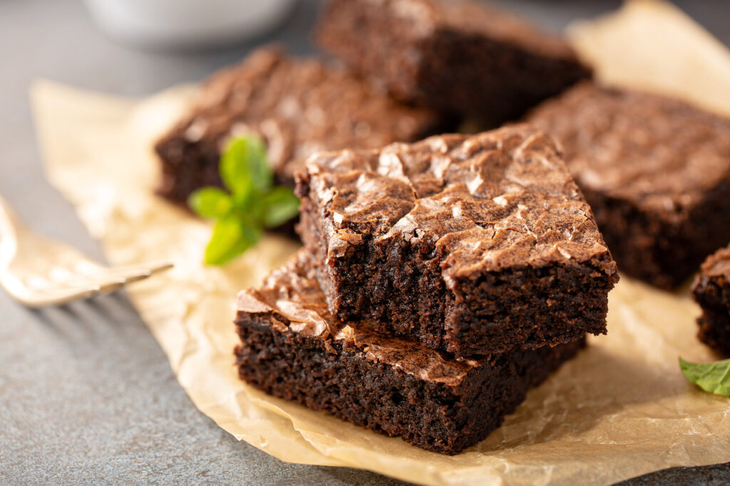 Ovo com Brownie. Foto: Adobe Stock